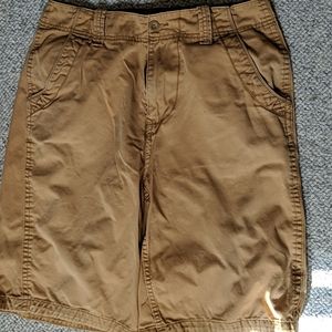 Arizona Jean Co Men's khaki shorts size 32